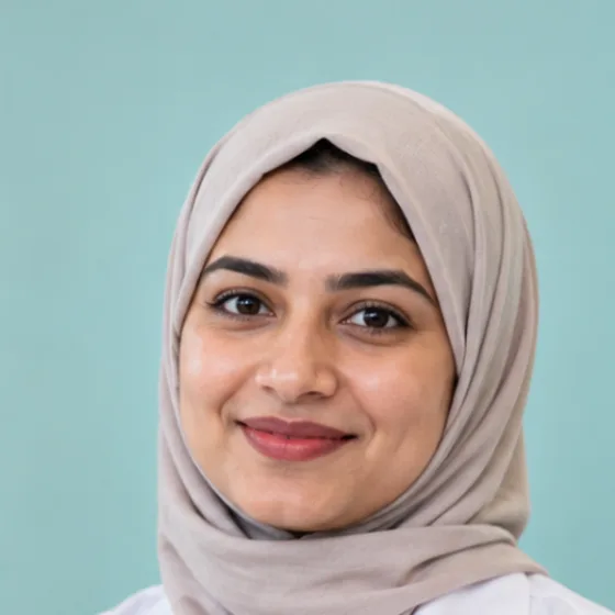 Dr. Farah Khan